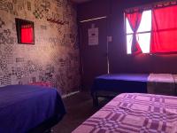Economy Triple Room with Shared Bathroom