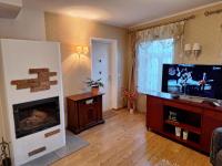 Idyllic apartment in Supilinn with a balcony, private parking and contact-free entrance - B&B Tartu
