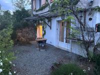 Appartement dans résidence calme dans les Monts du Lyonnais - Chambres d’hôtes