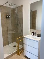 Collection Terreaux - No 3 Vue sur la place w AC - B&B Lione