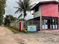 Casas com 2 ou 3 suítes (todas com ar split), com internet privativa 300MBPSno Residencial Nazareth, localizado a aproximadamente 80m da praia de Taperapuã (Arena Axé moi), com piscina, sauna, portaria 24hrs - B&B