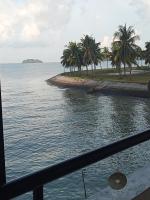 Lestari Seaview Homestay - B&B