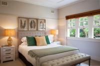 B&B Sydney - Chic Apartment with Sun Lounge Near Manly Beach - Bed and Breakfast Sydney