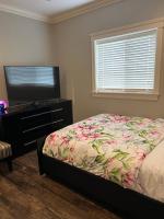 B&B Abbotsford - Spacious !!! NEWER HOME 2 bedrooms Entire suite !! Near Airport !!!! - Bed and Breakfast Abbotsford