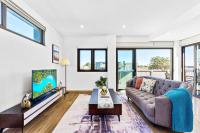 Centre of Newtown 1 BED APT - B&B Sydney