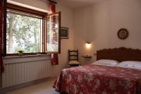 Deluxe Double Room (2 Adults + 1 Child)