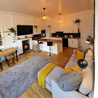 B&B Exeter - Central Large 2 Bed, 2 Bath Apt, Parking, Huge Garden, SKY TV, Wifi, Direct Booking Option - Bed and Breakfast Exeter