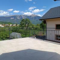 Apartma z lepo teraso za 3+1 osebe - B&B Bled
