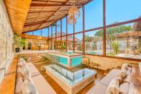 Villa Vienna - New 8BDR Jacuzzi Sauna and Cinema - Ferienwohnung Seminyak