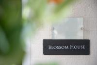 Stunning 5 Bed House - Central Solihull, NEC, B'ham Airport, Business and Leisure Stays - B&B Solihull