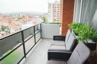 Casa de Dinca, 2 bedroom, big balcony, free parking zone - Bed and Breakfast Zagreb