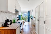 Apartament UKIEL PARK 16 przy Plaży Miejskiej - klimatyzacja,free parking,FV - Chambres d’hôtes