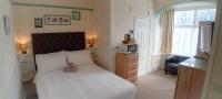 Classic Double Room with Side Sea View - First Floor - Room 3