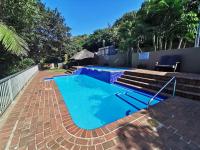 OCEAN BREAKAWAY - Power back up, 2 Adults & 3 Kids only, Umdloti - B&B