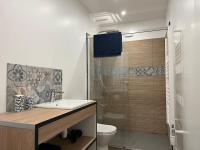 Le bleuet - Spacieux, Lumineux et Parking facile - B&B Montréjeau