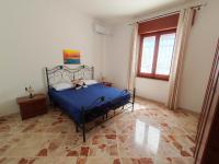 Appartamento con 3 Camere da Letto