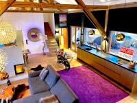 stylische Alpenlounge mit Pool, Blockhaus-Sauna und Jacuzzi für bis zu 12 Personen - B&B