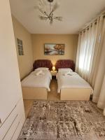Linda's Guest House - Ferienwohnung Berat