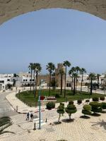 Charmant Bungalow avec Vue Panoramique sur le Port de Kantaoui à Sousse - B&B Susa
