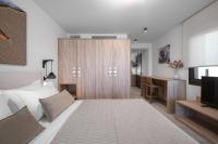 Deluxe Suite with Sea View