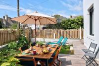 LocaLise - M1 - Bain de mer - Maison entièrement rénové avec jardin clos - Wifi inclus - Draps inclus - Animaux bienvenus - Chambres d’hôtes Treffiagat