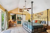 Deluxe Suite (Pet Friendly)