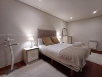 Bedoya - Amplio y moderno piso en pleno centro de Ourense - B&B Ourense