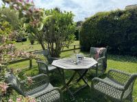 Primrose Cottage - South facing cottage in the heart of Dittisham - B&B