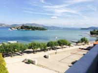 Apartamento con vistas al mar