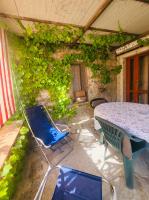 Appartamenti Vanacore - Bed and Breakfast Cavoli