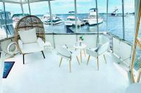 Beautiful Yacht in Clayton, NY! - B&B