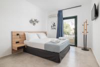 One-Bedroom Apartment with Rooftop Spa Bath
