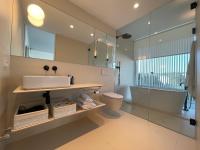 Holiday Rentals at Camiral, a Quinta do Lago Resort - B&B Caldes de Malavella