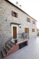 Stone house Oršulica - B&B