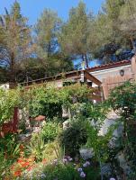 petite maison au calme - piscine en copropriété, terrasse, mer, clim - B&B Vallauris