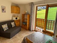 Ambiance montagne front de neige - B&B Thuellin