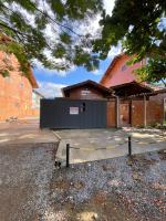 Apartamento a 250 metros da Praia do Sapê e Maranduba - Piscina e Ar condicionado - B&B Ubatuba