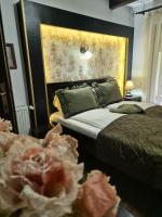 Doppelzimmer mit Balkon und Bergblick