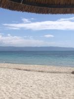 Proche porticcio, Coup de cœur asuré,Appartement de standing, rez de villa 6 couchages, climatisé à 150m de la plage, terrains de tennis - B&B Grosseto-Prugna