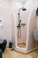 Studio (3 Adults)