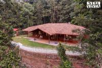 B&B Madikeri - StayVista at Villa Estuaire with Bathtub - Bed and Breakfast Madikeri