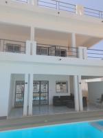 Apartamento de 2 dormitorios con piscina privada