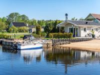 B&B Ronneby - Holiday Home Ekenäs - B - Bed and Breakfast Ronneby