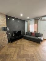 3-Bedroom Home, Free Parking,10 Minutes from Seville - B&B Camas