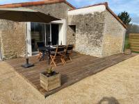 La Longère des Surfeurs - Plage Bud Bud - Calme - Bed and Breakfast