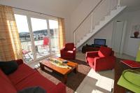 Apartamento de 2 dormitorios con balcón