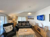 Two-Bedroom Apartment with Balcony 04