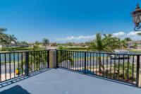 Luxury Townhouse Minutes from Beach and Downtown - Bed and Breakfast Indian Harbour Beach