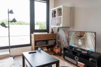 Spacious and bright nest with beautiful terrace - Bed and Breakfast Bordeaux