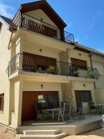 Petőfi24 Apartmanok - Ferienwohnung